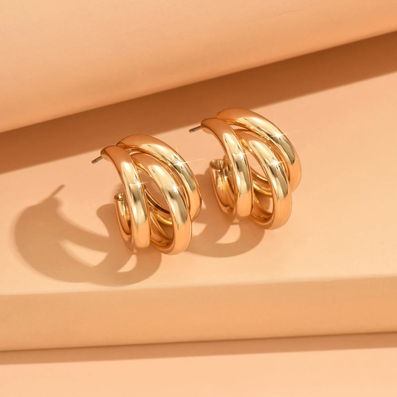 Brincos de Argola Dourados Geométricos, Design Vintage Elegante para Festas e Ocasiões Especiais