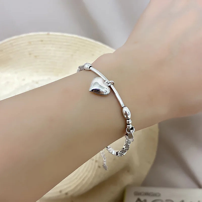 Pulseira Feminina em Prata 925 com Borboletas Cravejadas, Design Romântico e Ajustável para Datas Especiais