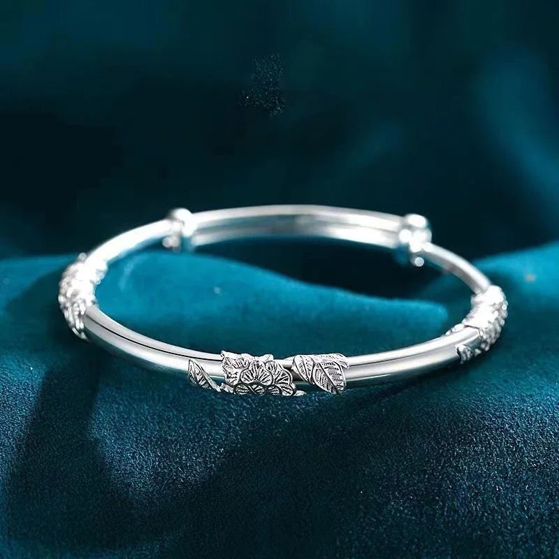 Pulseira Feminina em Prata 925 com Design de Flores, Modelo Aberto Ajustável e Estilo Étnico Sofisticado
