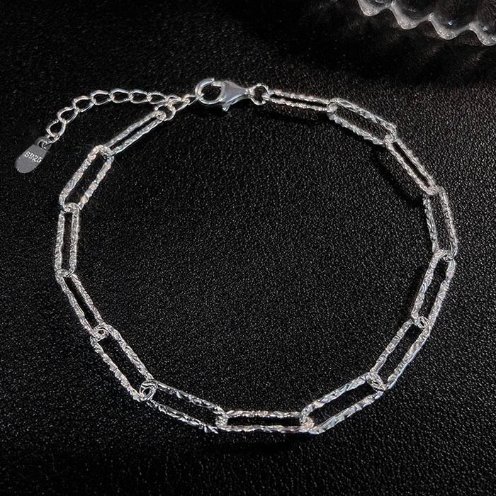 Pulseira Feminina em Prata 925 com Cristal, Design Vintage Ajustável com Detalhes de Nó e Charme Sofisticado