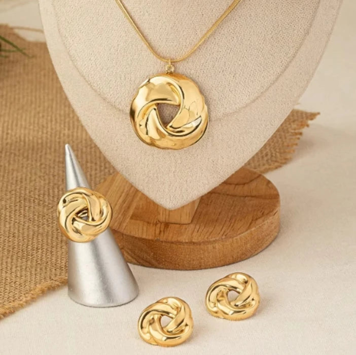 Kit Feminino 5 Peças Gota de Água em Liga Banhada a Ouro, Elegância Versátil para Festas e Presentes