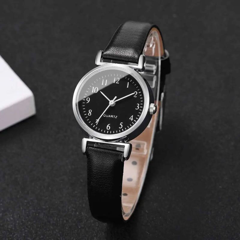 Kit com 2 Relógios Femininos de Quartzo, Mostrador Pequeno de 25mm e Pulseira em Couro Elegante