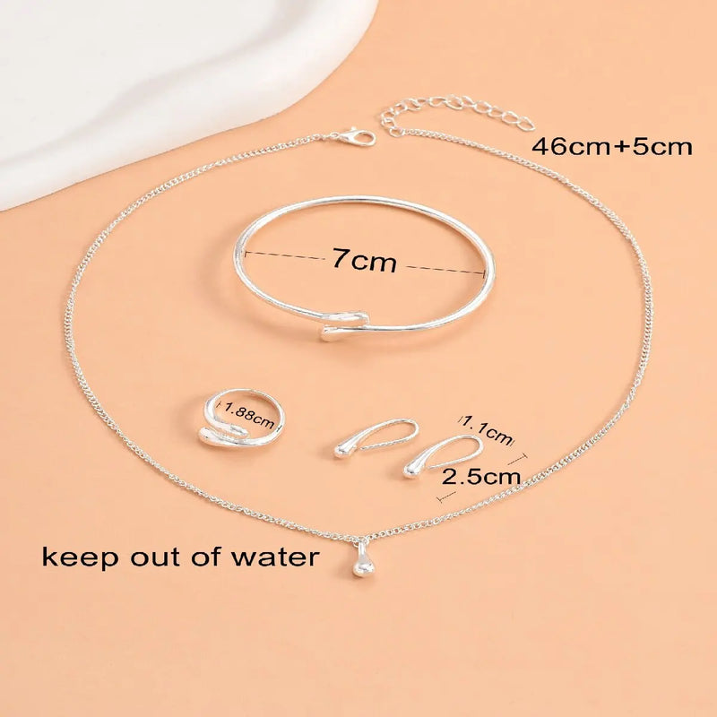 Kit Feminino 5 Peças Gota de Água em Liga Banhada a Ouro, Elegância Versátil para Festas e Presentes