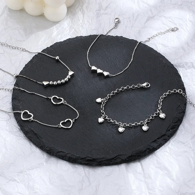 Pulseira Feminina em Prata 925 com Borboletas Cravejadas, Design Romântico e Ajustável para Datas Especiais