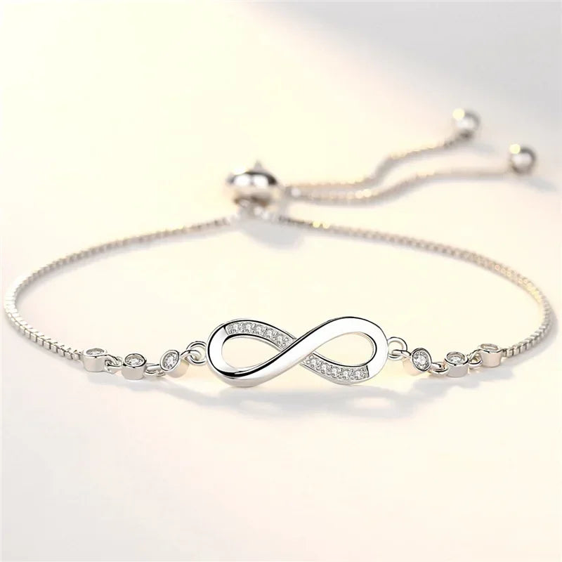 Pulseira Feminina em Prata 925 com Cristal, Design Vintage Ajustável com Detalhes de Nó e Charme Sofisticado