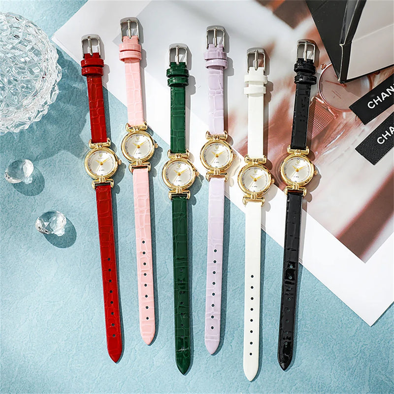 Relógio Feminino Pequeno de Quartzo 22mm, Pulseira em Couro Branco, Estilo Minimalista com Detalhes em Diamante