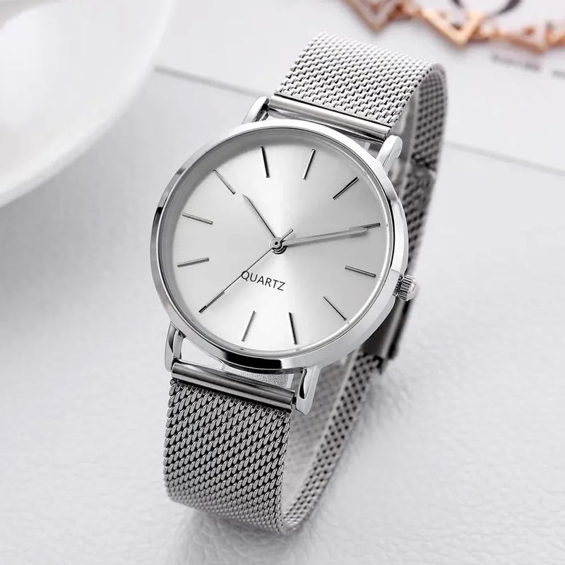 Relógio Feminino Analógico em Metal com Pulseira de Malha, Mostrador Redondo Slim 40mm Elegante para o Dia a Dia