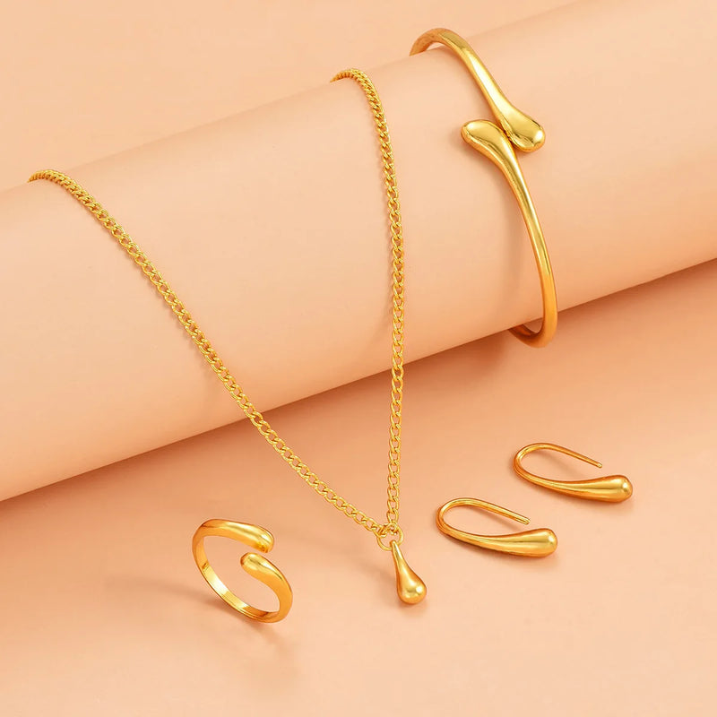 Kit Feminino 5 Peças Gota de Água em Liga Banhada a Ouro, Elegância Versátil para Festas e Presentes