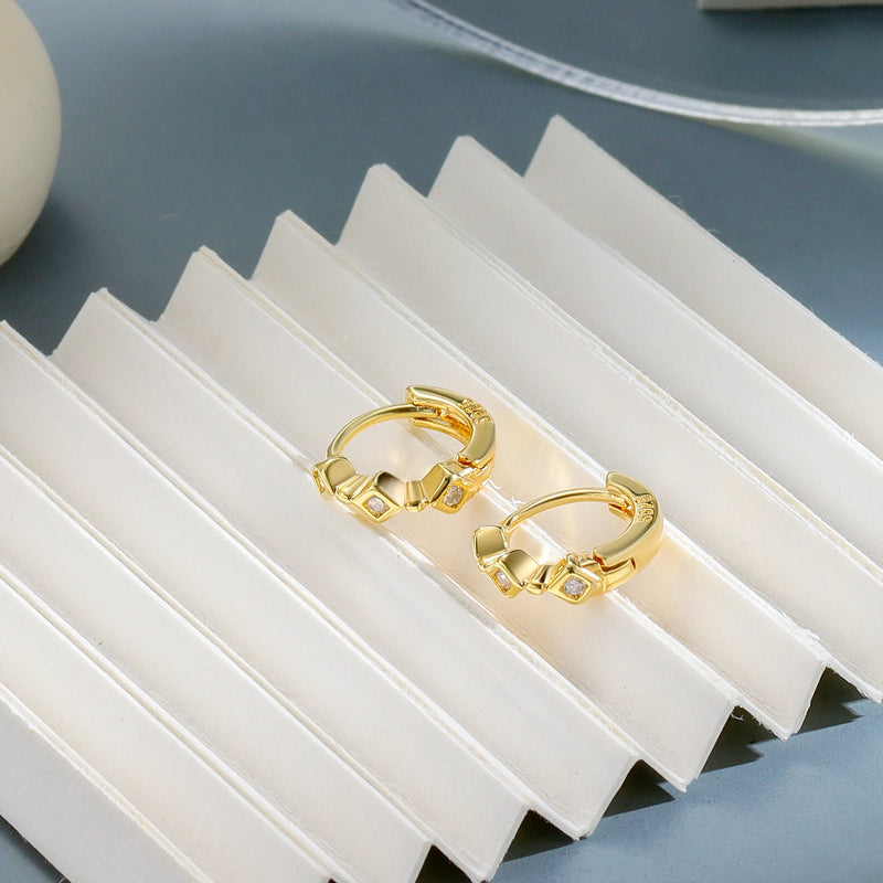 Brincos Femininos Clássicos com Zircão Incrustado, Elegância Atemporal para Presentear em Datas Especiais