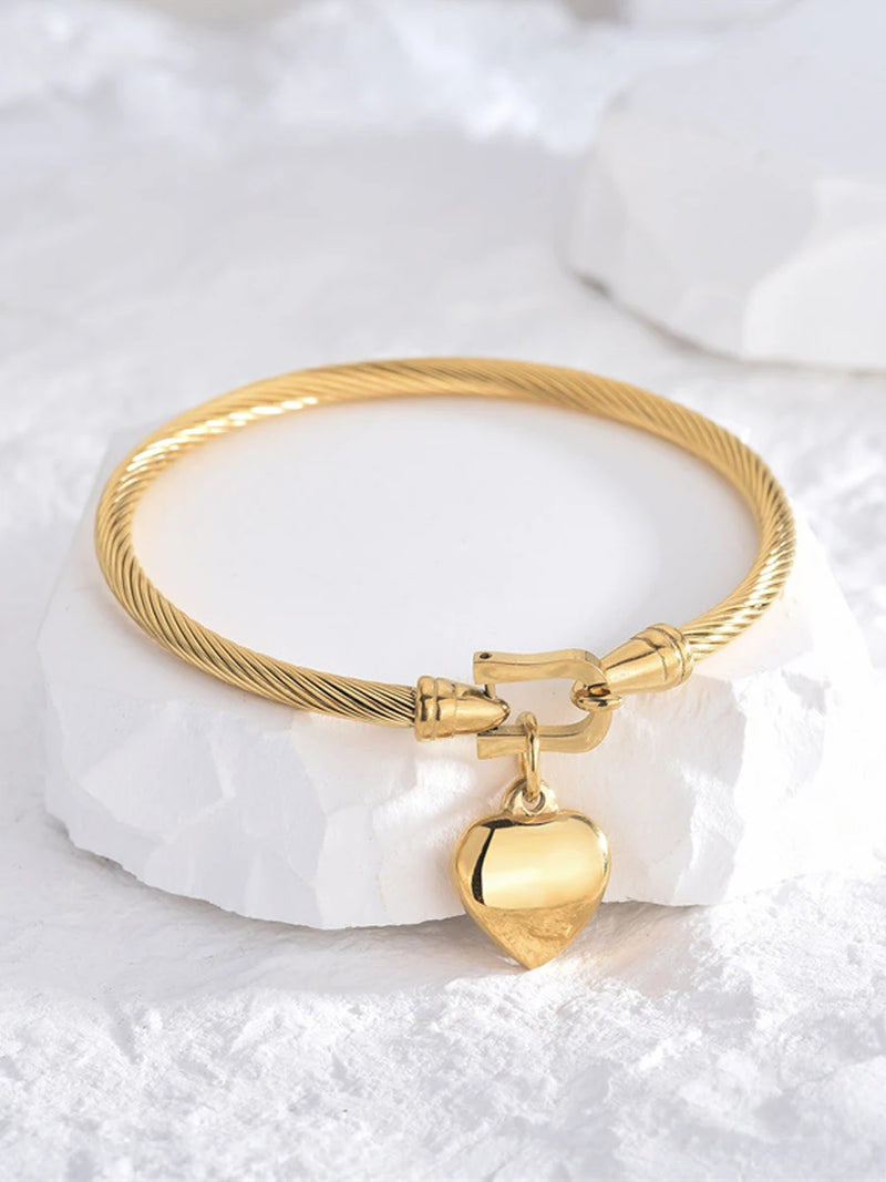 Pulseira Unissex em Aço Inoxidável Dourado com Pingente de Coração, Design Simples e Elegante