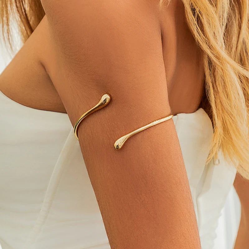Pulseira Aberta Feminina Estilo Manguito Gota de Água, Design Vintage Geométrico com Toque Boho