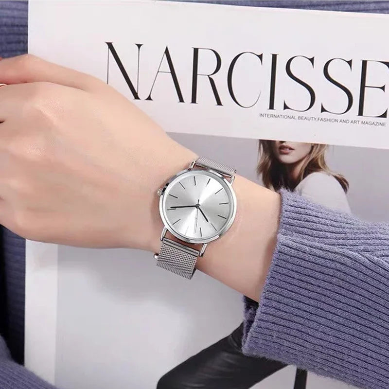 Relógio Feminino Analógico em Metal com Pulseira de Malha, Mostrador Redondo Slim 40mm Elegante para o Dia a Dia