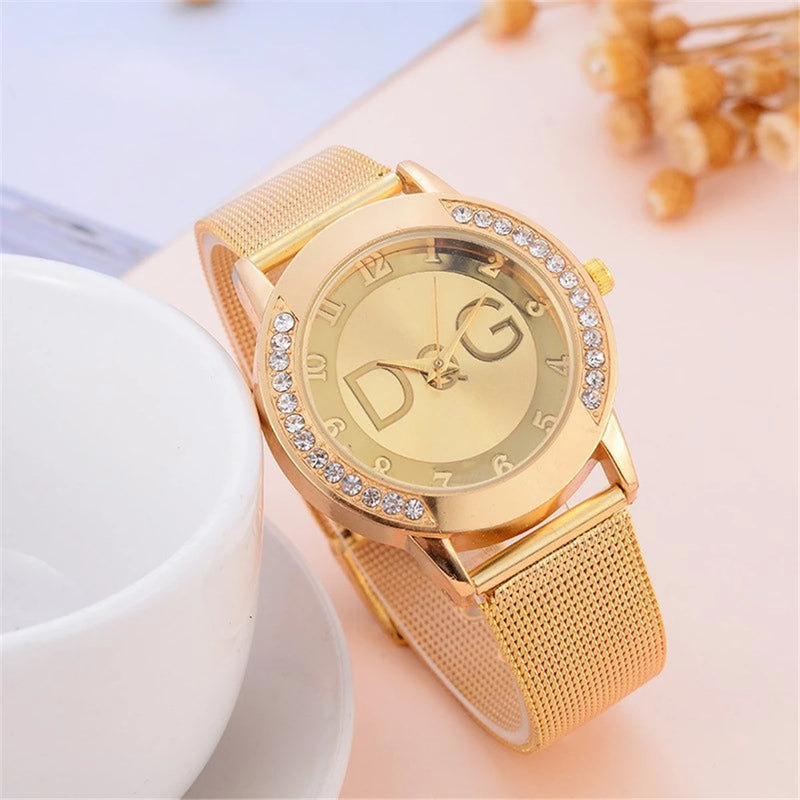 Relógio Feminino de Luxo 36mm, Pulseira Malha em Aço Inox Dourado, Mostrador Minimalista com Brilhos