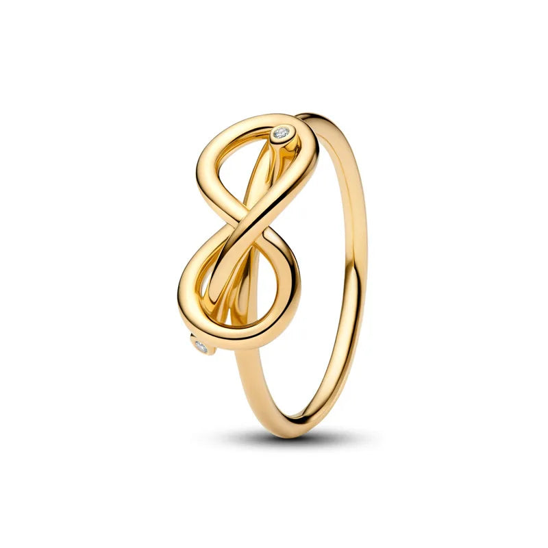 Anel Feminino em Prata 925 com Design Irregular de Coração Oval, Charme Moderno e Pedra Quartzo Fumê