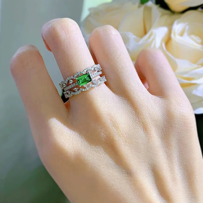 Anel Feminino em Prata 925 Banhado a Ouro Branco com Moissanite Eternity, Luxo Clássico para Casamentos e Aniversários