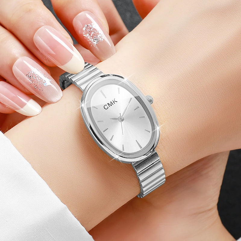 Relógio Feminino Oval Ultra-Fino 22mm, Pulseira Metálica e Estilo Clássico para Looks Delicados e Versáteis