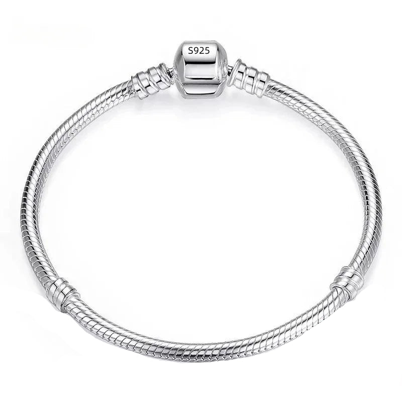 Pulseira Feminina em Prata 925 Modelo Osso de Cobra, Design Suave e Feito à Mão com Acabamento Premium