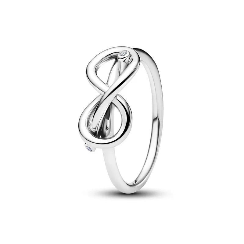 Anel Feminino em Prata 925 com Design Irregular de Coração Oval, Charme Moderno e Pedra Quartzo Fumê