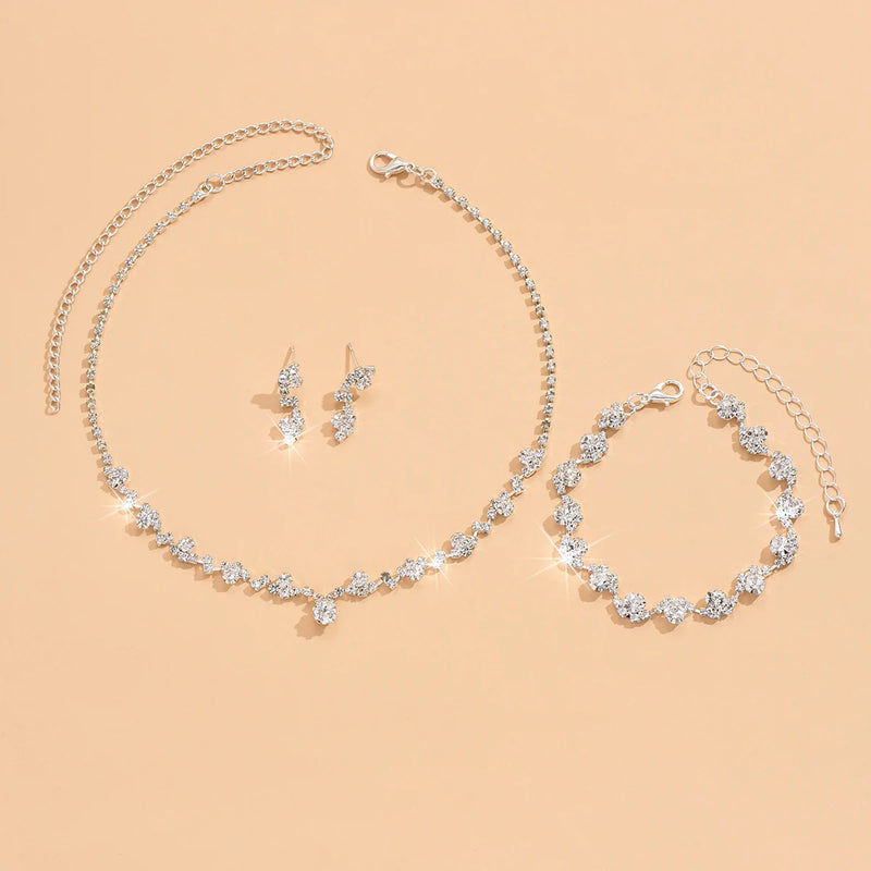 Conjunto Clássico de Colar, Brincos e Pulseiras Florais, Elegância Completa para Casamentos e Festas