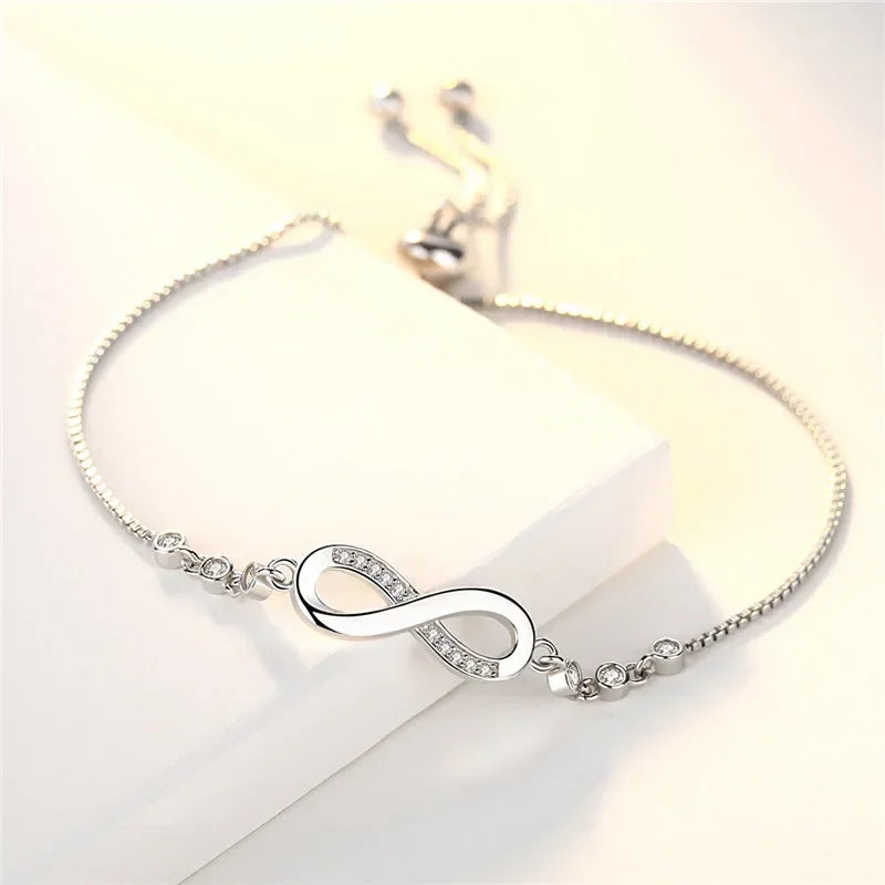 Pulseira Feminina em Prata 925 com Cristal, Design Vintage Ajustável com Detalhes de Nó e Charme Sofisticado
