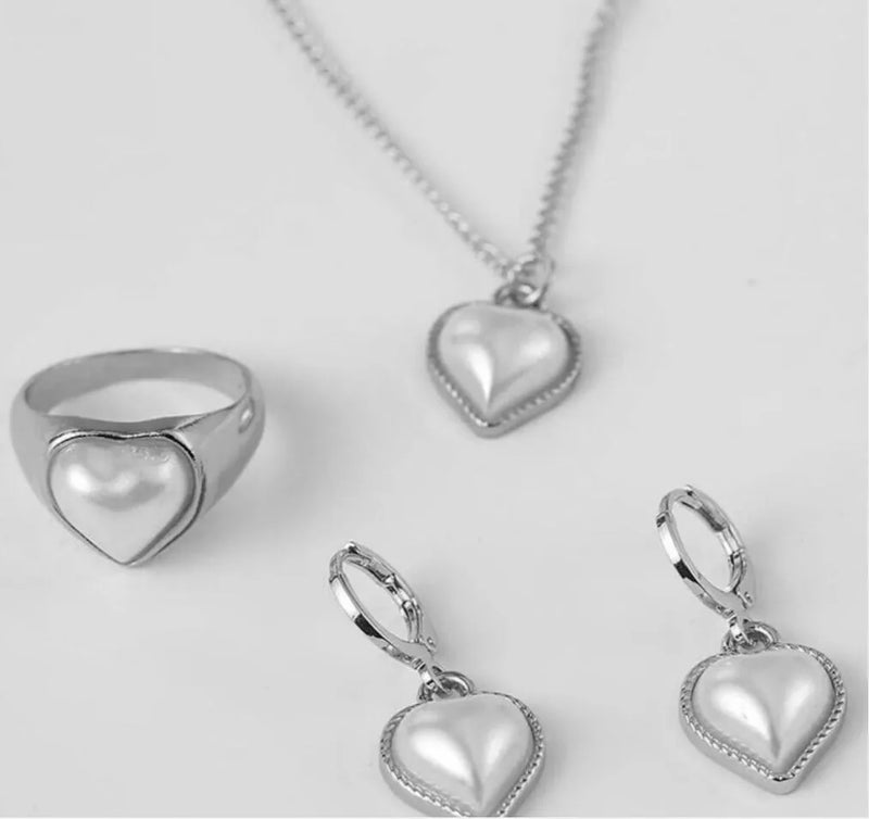 Kit 3 Peças com Colar de Pérola, Brincos e Pingente Clássico, Joia Elegante para Casamento e Presente Especial
