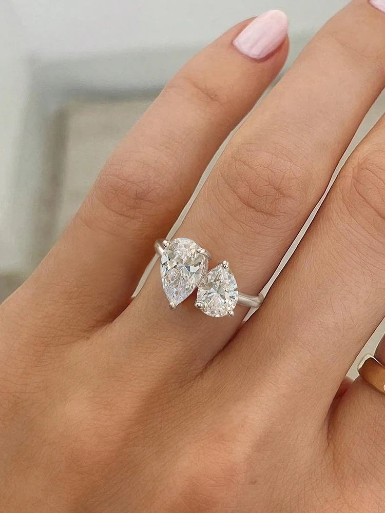 Anel Feminino em Prata 925 com Pedra Gota de Água CZ, Brilho Deslumbrante para Casamento e Festas