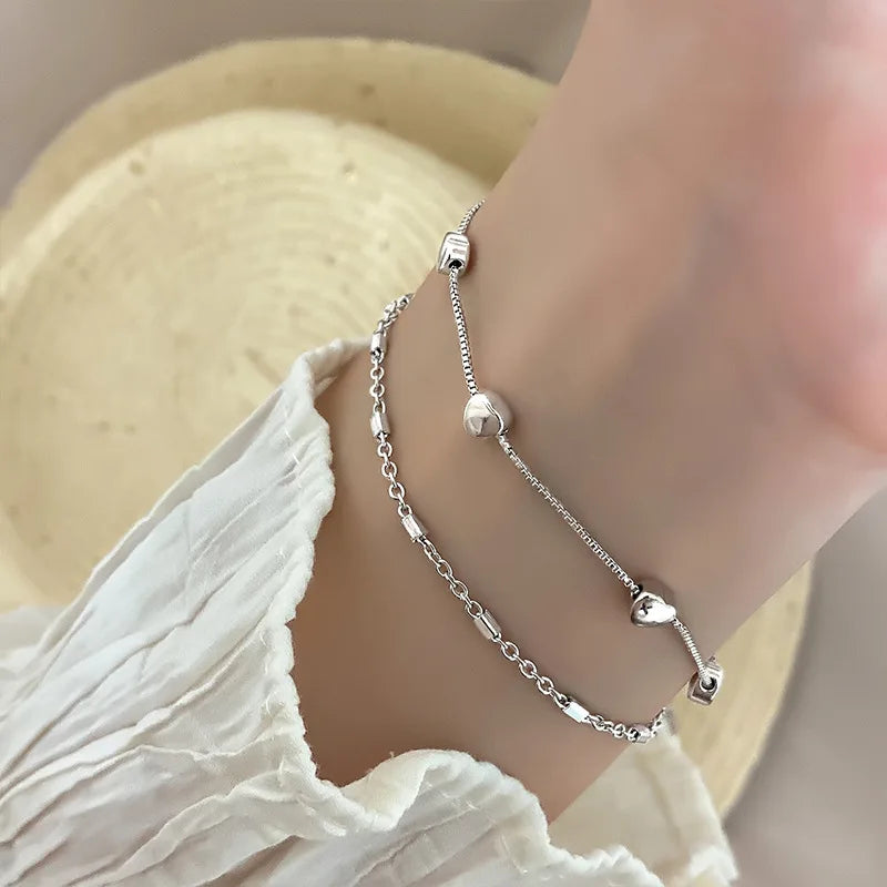 Pulseira Feminina em Prata 925 com Borboletas Cravejadas, Design Romântico e Ajustável para Datas Especiais