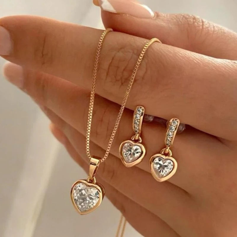 Kit 3 Peças com Colar de Pérola, Brincos e Pingente Clássico, Joia Elegante para Casamento e Presente Especial