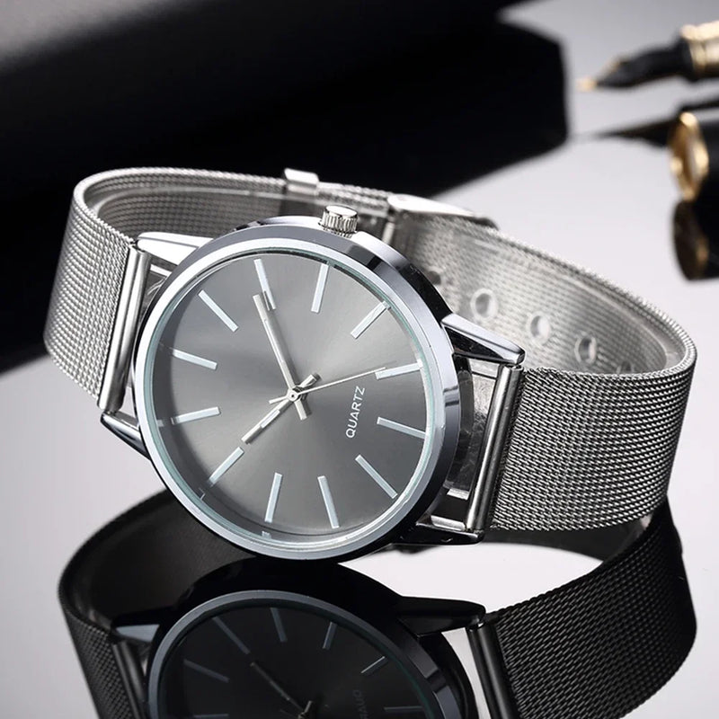Relógio Feminino Analógico em Metal com Pulseira de Malha, Mostrador Redondo Slim 40mm Elegante para o Dia a Dia